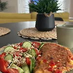 Cozy Private - Sauna Retreat & Event Space *