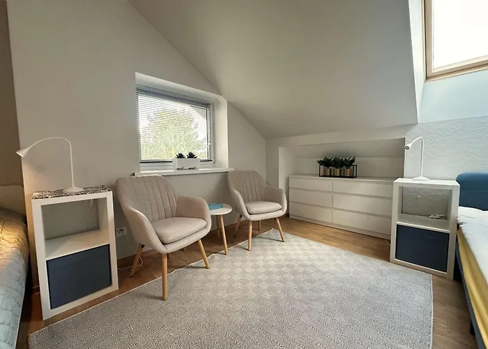 Cozy Private - Sauna Retreat & Event Space Apartment